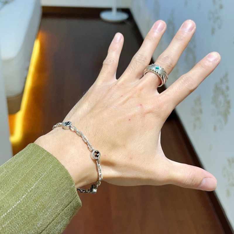 Gvc*1 bracelets